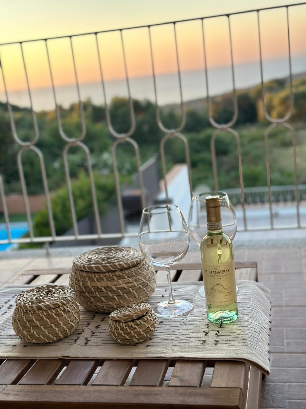 Costa Rossa View Sunset Villa Cascabraga Luaran gambar